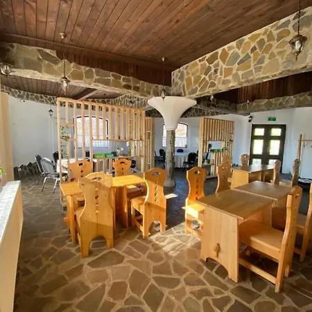 Cob Village Berca